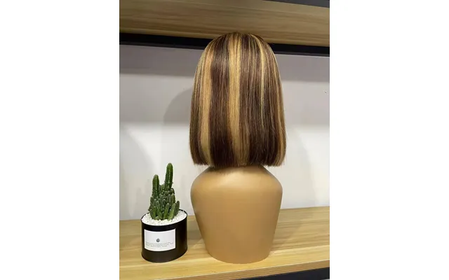 Wholesale 12inch Human Hair Wig Bob 13*4 Frontal Lace Straight Bob Lace Front 100% Human Hair Wigs For Women