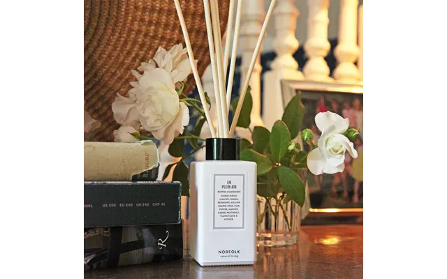 Norfolk Natural Living En Plein Air Reed Diffuser Set