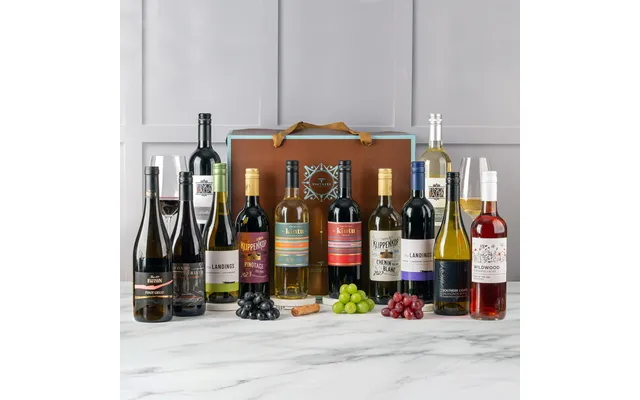 New World Wines In Gift Box Hay Hampers