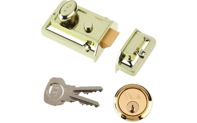 P77 Traditional Nightlatch 60mm -brass