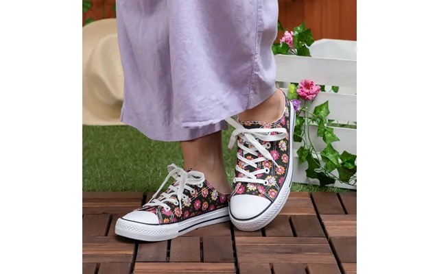 Paw Print Canvas Slip-on Sneakers - Pretty Paw Daisies