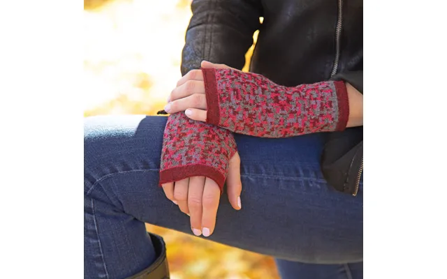 Small Squares Baby Alpaca Fingerless Mittens - Red
