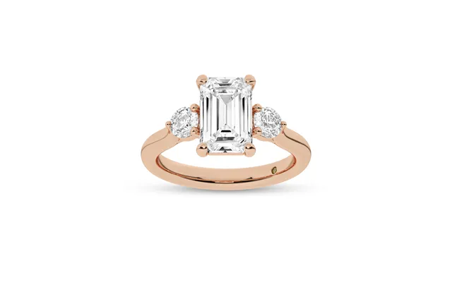 Aevum Classic Three Stone Emerald Cut Lab Grown Diamond Engagement Ring 18k Rose Gold 2 1 2 Ct