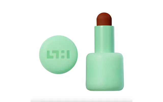 Velvet Blur Matte Lipstick Balm - Redwood