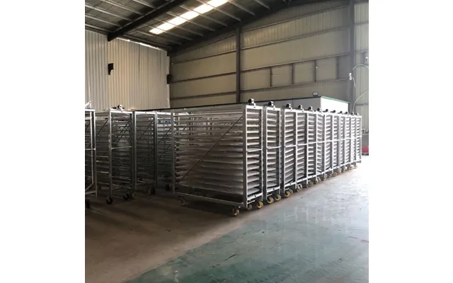 Competitive Price 200 500 100 5000 10000 Capacity Chicken Eggs Incubator Machine Fully Automatic Hatchery For Sale