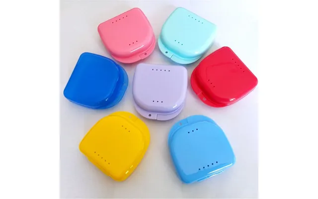 Plastic Colorful Invisible Storage Aligner Dental Denture Storage Box Denture Orthodontic Braces Retainer Case