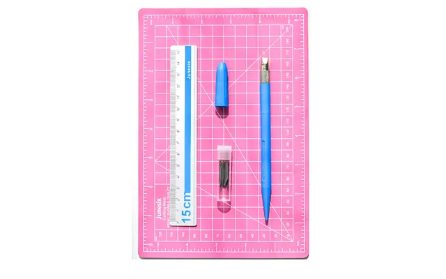Top Selling Engraving Pen Knife Aluminum Ruler Self Healing Cutting Mat Three-piece Set For Beginner