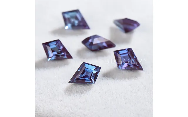 Kite Cut Color Change Alexandrite Wholesale Faceted Alexandrite