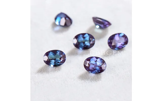 Oval Cut Alexandrite Loose Gemstone Color Change Faceted Gemstone