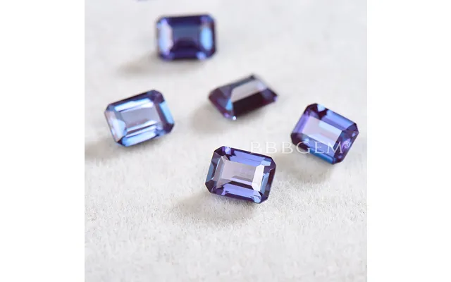 Wholesale Emerald Cut Alexandrite Faceted Calibrated Alexandrite