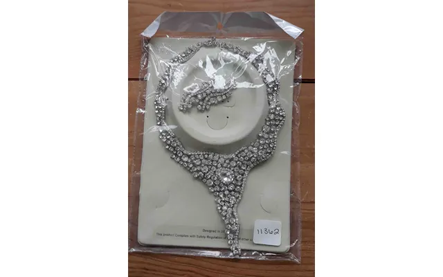 Crystal Necklace And Earrings Set