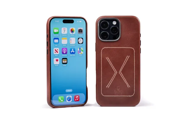 Heritage Leather Case For Iphone 16 Pro Max - Mahogany product image