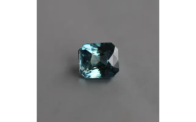 Loose 3.03 Ct Octagon Teal Sapphire - Setting 19
