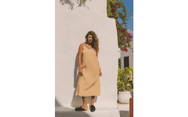 Jakarta Long Linen Dress In Mustard Size