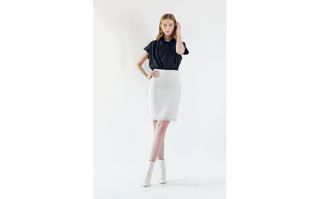 Luxe White Mini Tweed Skirt Women’s Chic Mini Skirt Size Xl Color White