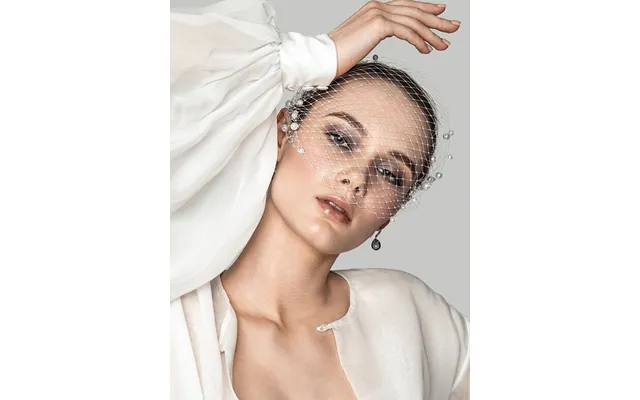 Elegant Simple Pearl Hair Comb Style Bridal Veil, Va05 - White