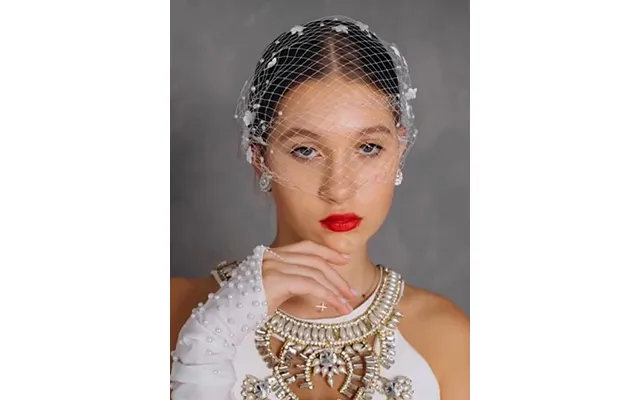Elegant Simple Sweet Vintage Pearls Bridal Veil, Va15 - White