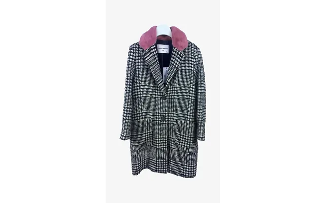 Baby Coat Front Street 8