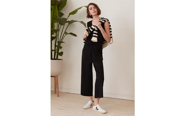 Beckette Jumpsuit - Deep Black Xs