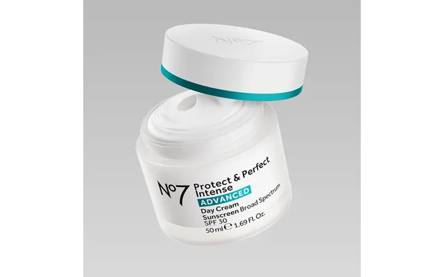Protect & Perfect Intense Advanced Day Cream With Spf 30