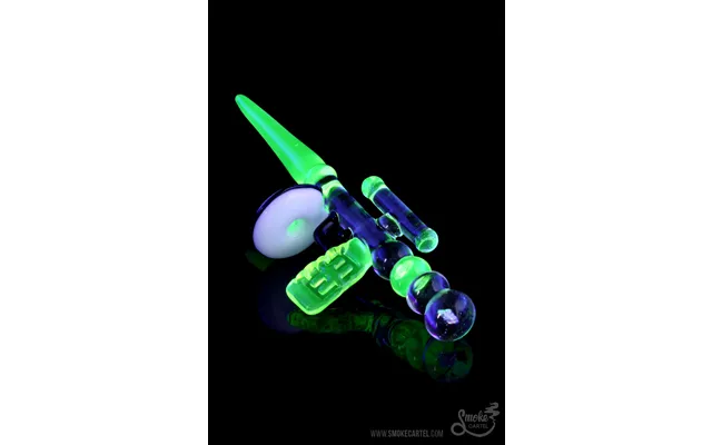 Empire Glassworks Ray Gun Illuminati Dabber