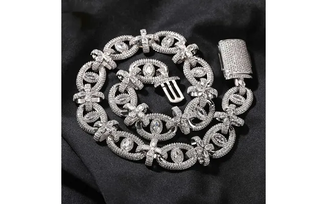 Designer Moissanite Cuban Link Chain Necklace Men Women Vvs Diamond Mariquesa Eye Jesus Crucifix Pendant Gold Sier Iced