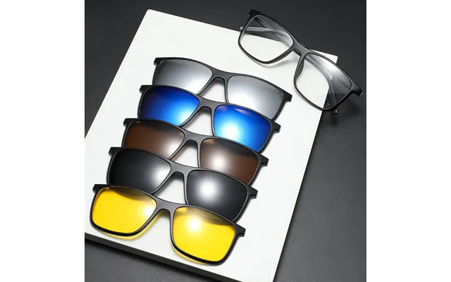 Fashion 6 In 1 Spectacle Frame Men Women With 5 Pcs Clip On Polarized Sunglasses Magnetic Glasses Male Computer Optical 