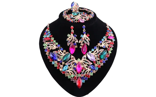 Fashion Rhinestone Crystal Choker Necklace For Woman Statement Necklaces Earring Bracelet Ring Boho Jewelry Sets