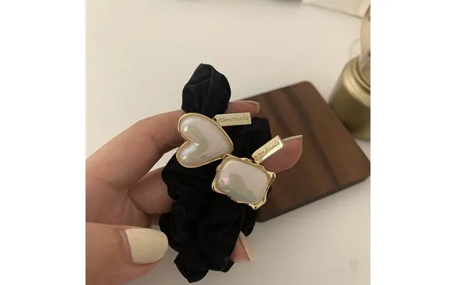 Korean Style Heart Shaped Pearl Hair Rope Elegant Women Girl High Elastic Ponytail Holders Rubber Band Hair Accessories