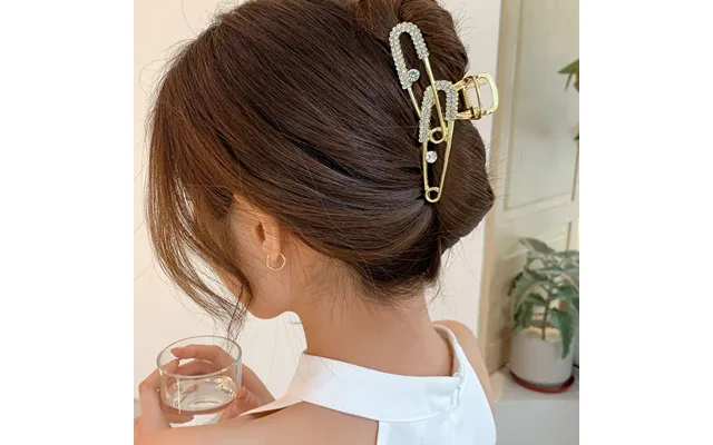 Luxury Hair Claw Jewelry Pearl Crab Hair Pins Hair Pins For Women Party Women Hair Clips Girls Hair Accessories