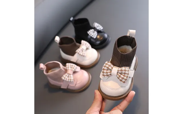 Mother & Kids 2025 Winter New Girls Cotton Shoes Baby Princess Shoes Bowknot Cute Small Leather Shoes Short Boots Warm 0