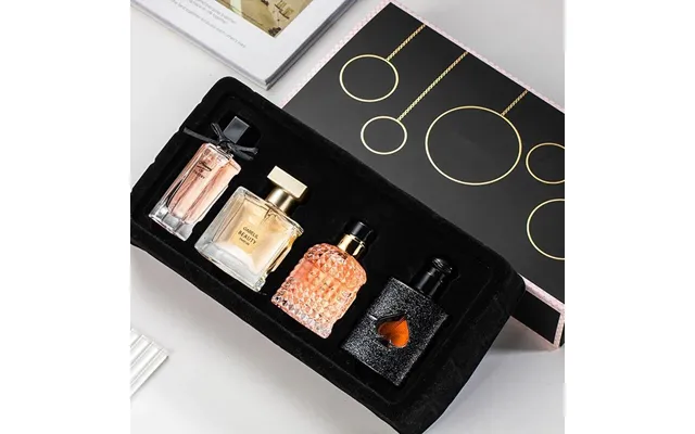 New 520 Valentine's Day Gift Box Perfume Four Piece Set Black Opium Lady Perfume Long Lasting Fresh Fragrance Perfume