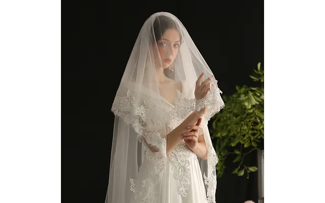 Unisex High-grade Lace Bridal Veil White Long Train Church Trip Wedding Veil Veil Headwear