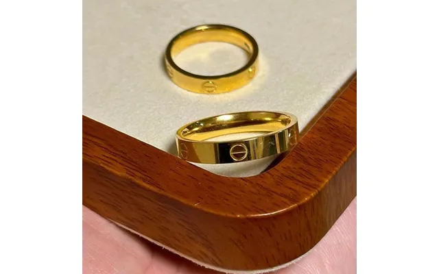 Vergoldeter Ring Im Klassischen Gelbgold-stil Für Damen Und Herren - Schlichter Partnerring