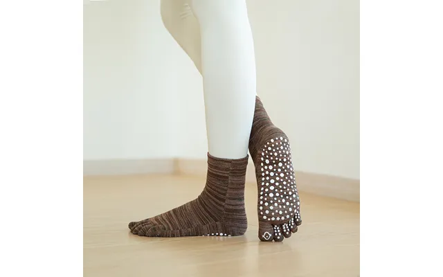 Yoga Five-finger Socks Women's Winter Toe Socks Five-toe Floor Cotton Retro Socks Wholesale