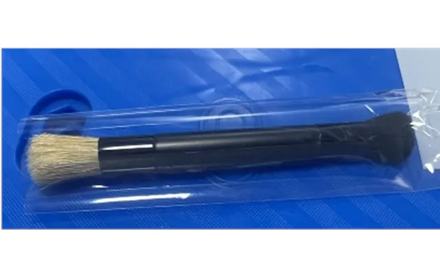 Int - Powder Bristle Brush