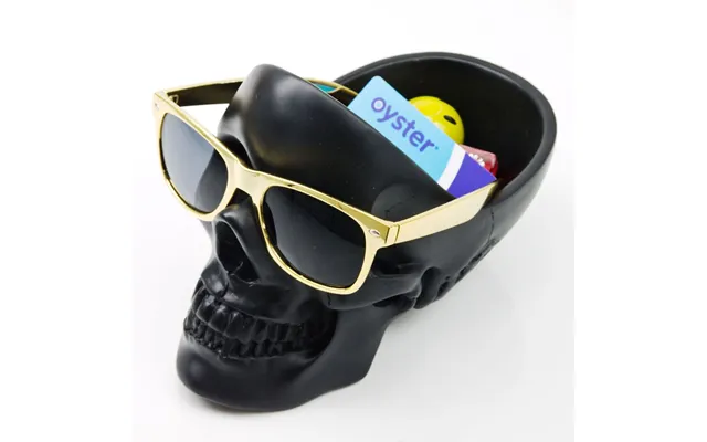 Black Skull Tidy