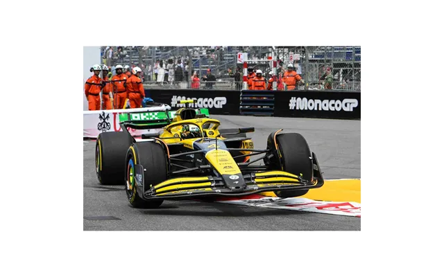 Minichamps 1 18 Mclaren Mcl38 - Lando Norris